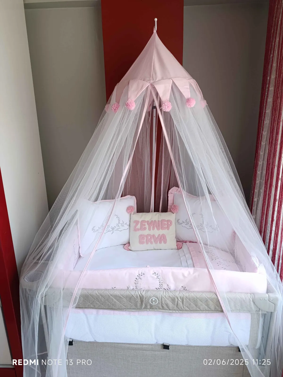 N**** E**** fotoğrafı