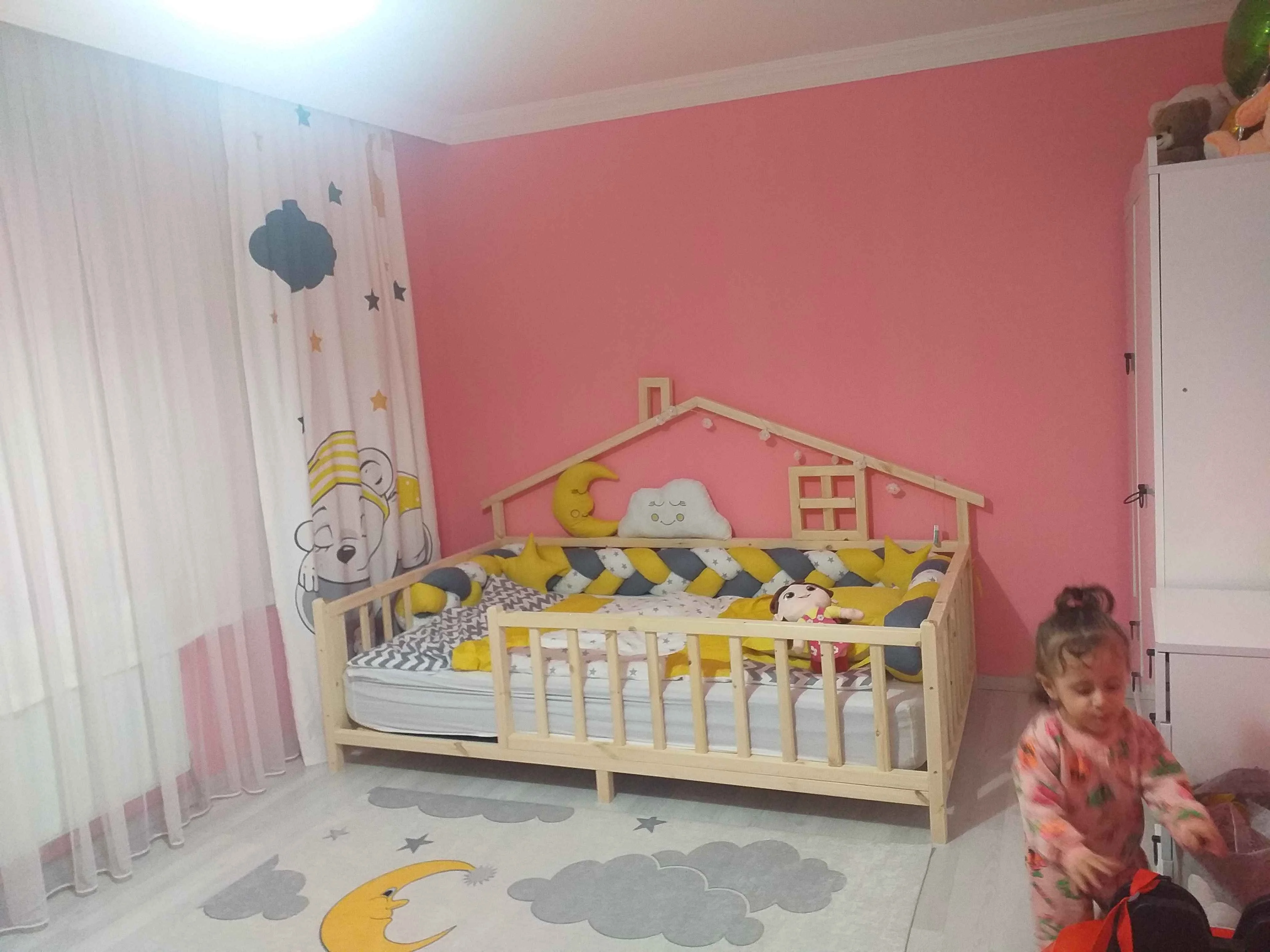 S**** E**** fotoğrafı