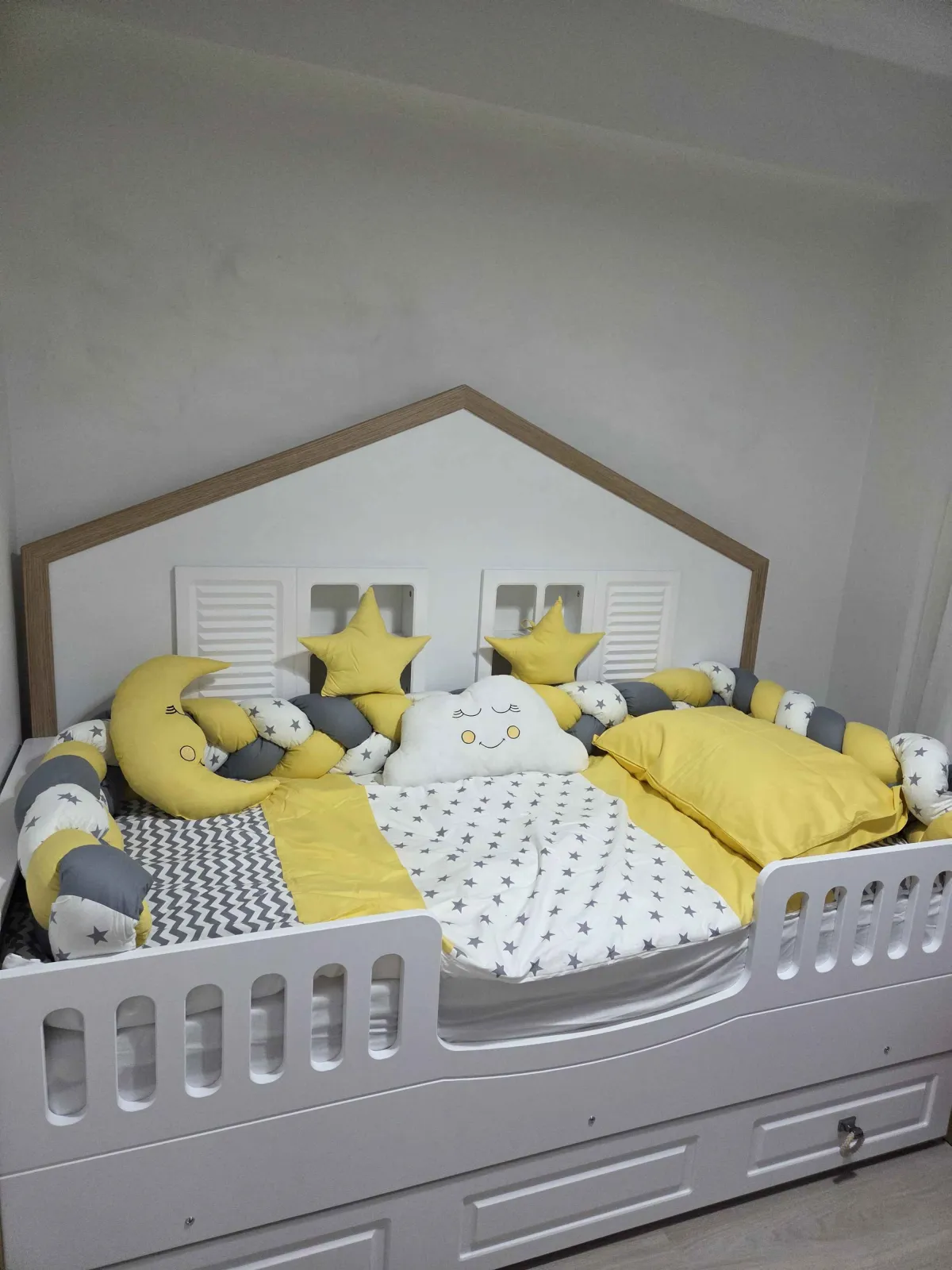 N**** E**** fotoğrafı